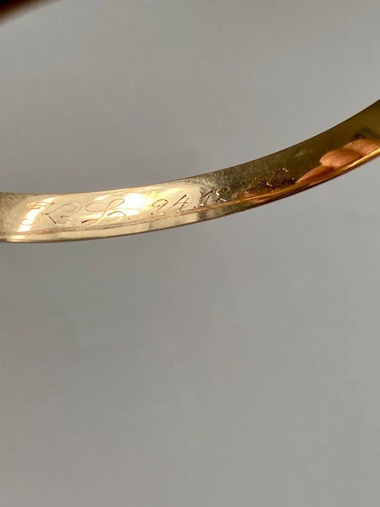 1950 Finnish Hinged Bangle with Botanical Flowers and Leaves Engraved Pattern 14k Yellow Gold - 6.8 inch interior