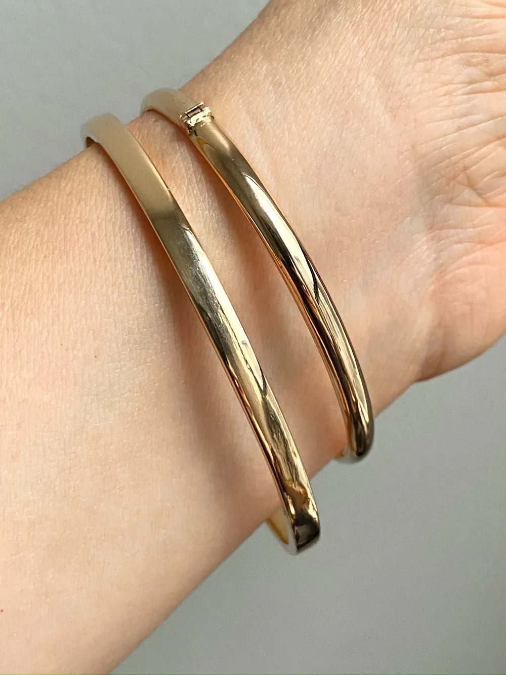1978 Swedish vintage SOLID 18k gold hinged bangle 18.2g - Size 6 7/8