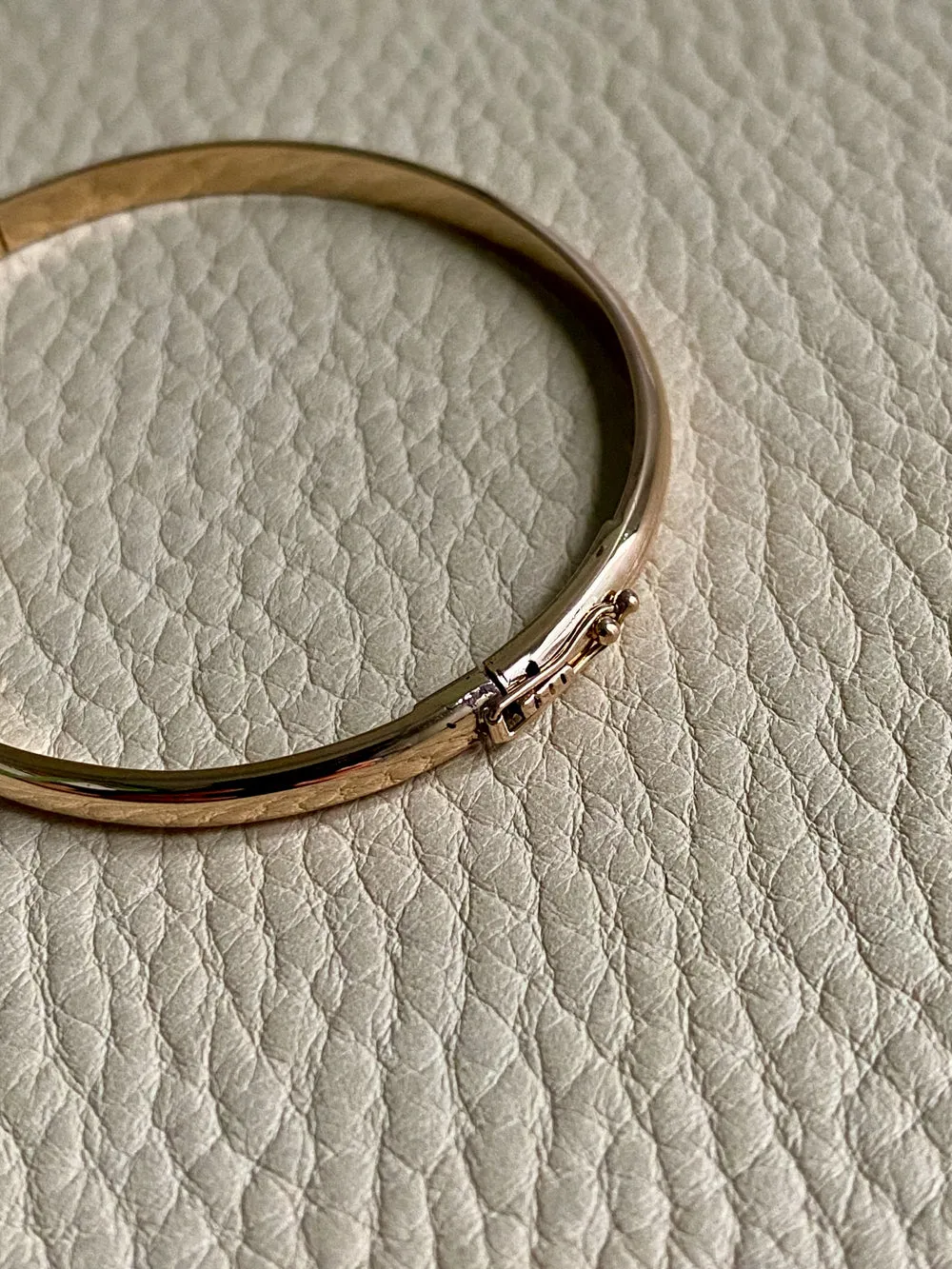 1978 Swedish vintage SOLID 18k gold hinged bangle 18.2g - Size 6 7/8