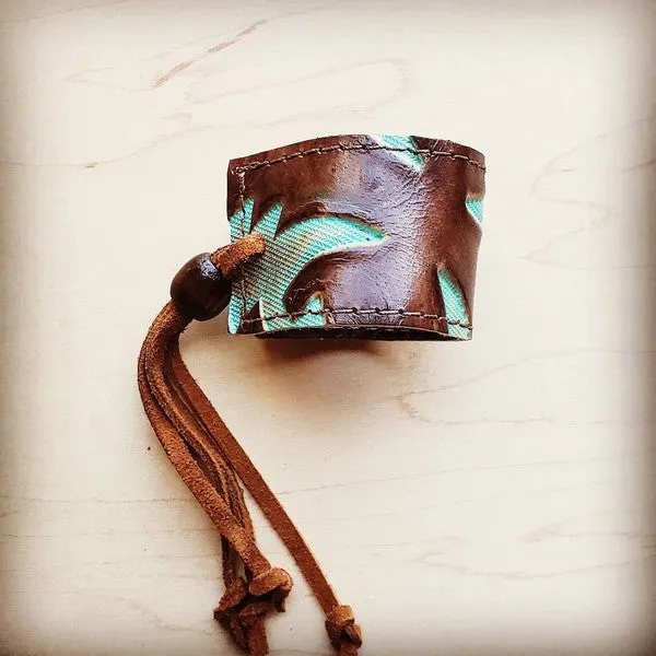 Adjustable Leather cuff in Turquosie Laredo