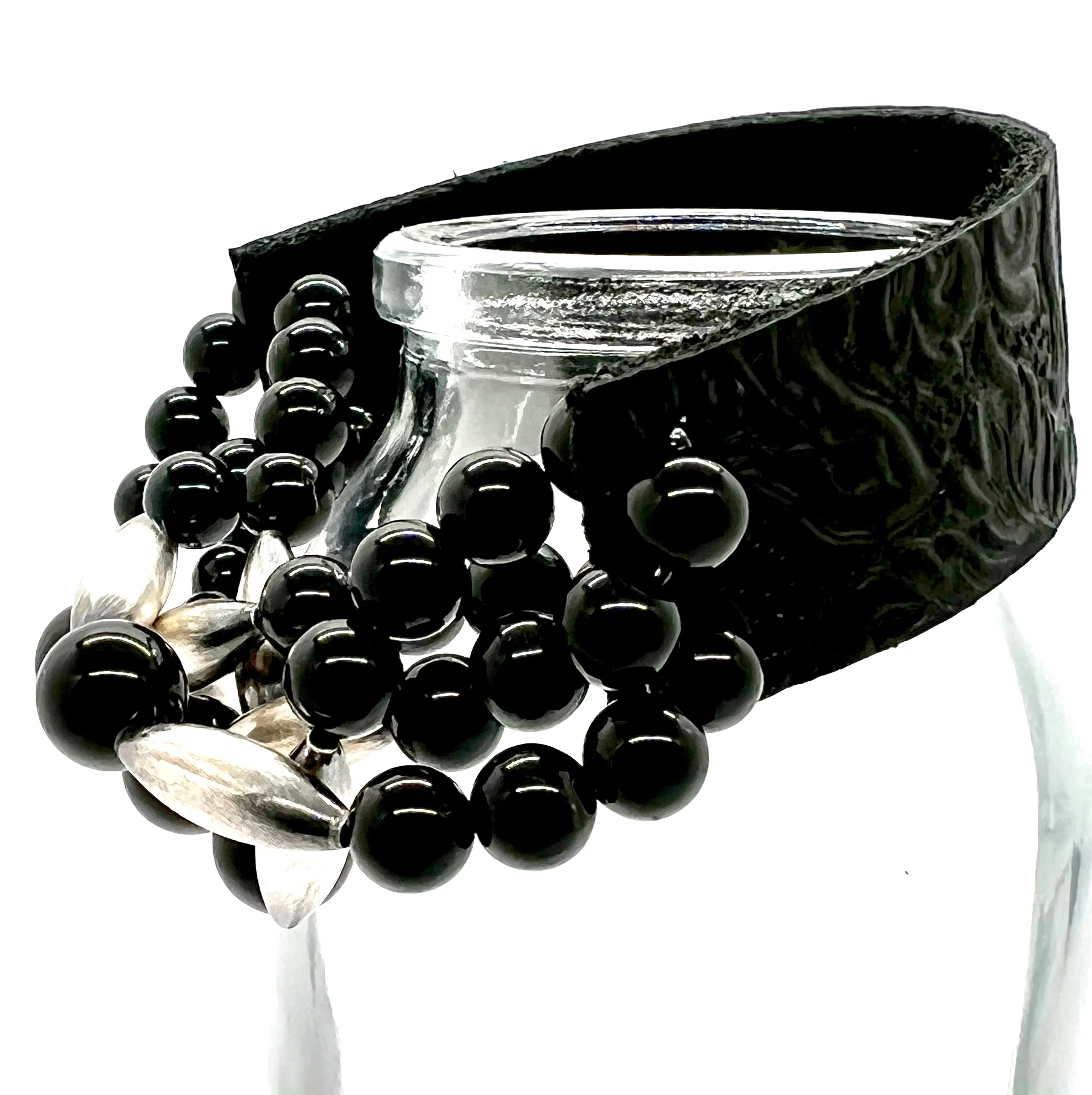 BH with Onyx and Navajo Pearls
