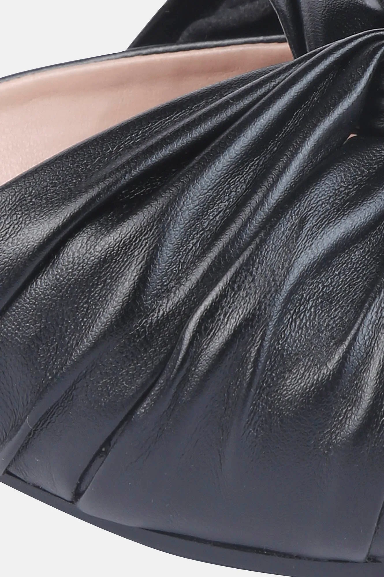 Black Pointed Toe Solid Flat - ZCandice