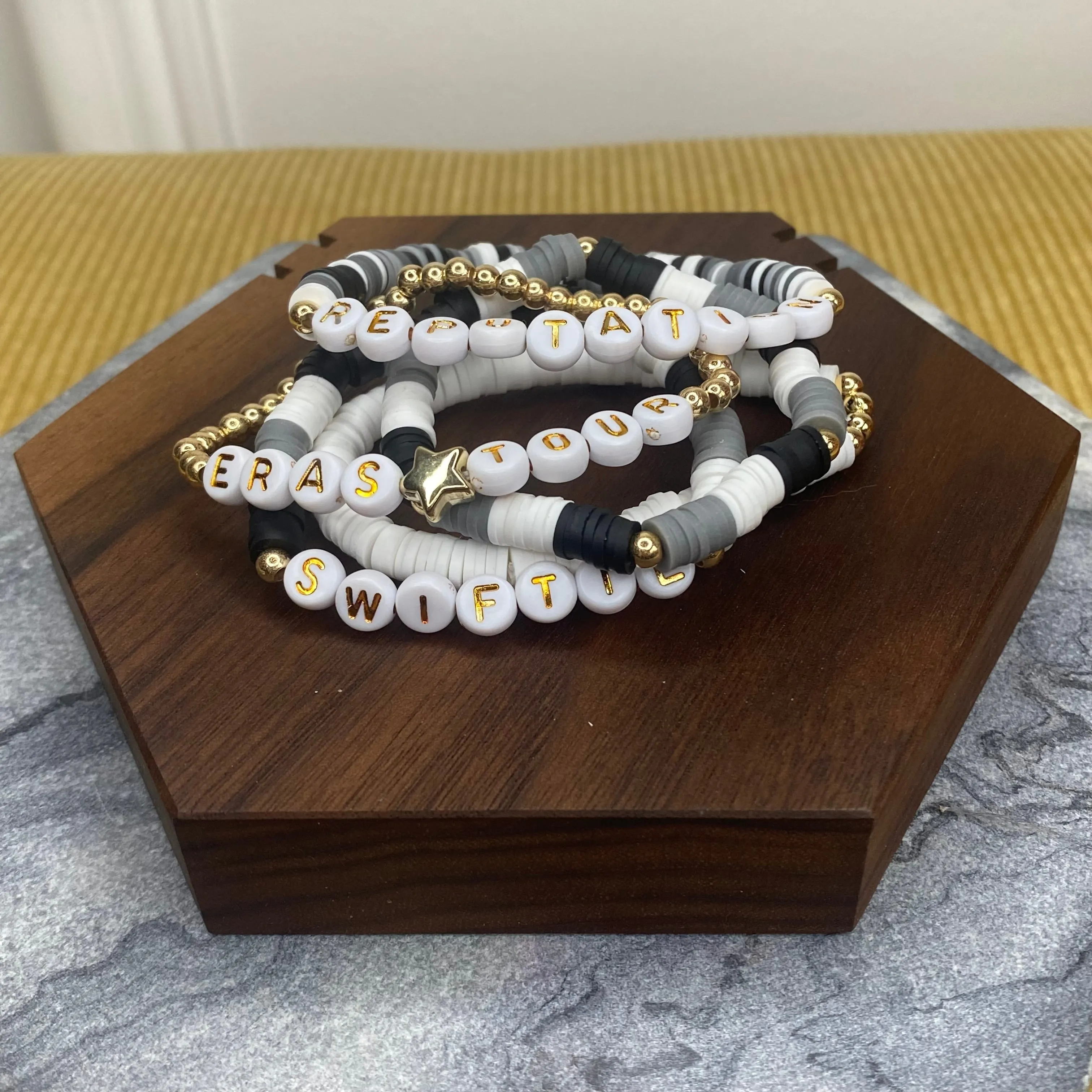Bracelet - Friendship Bracelets - Reputation