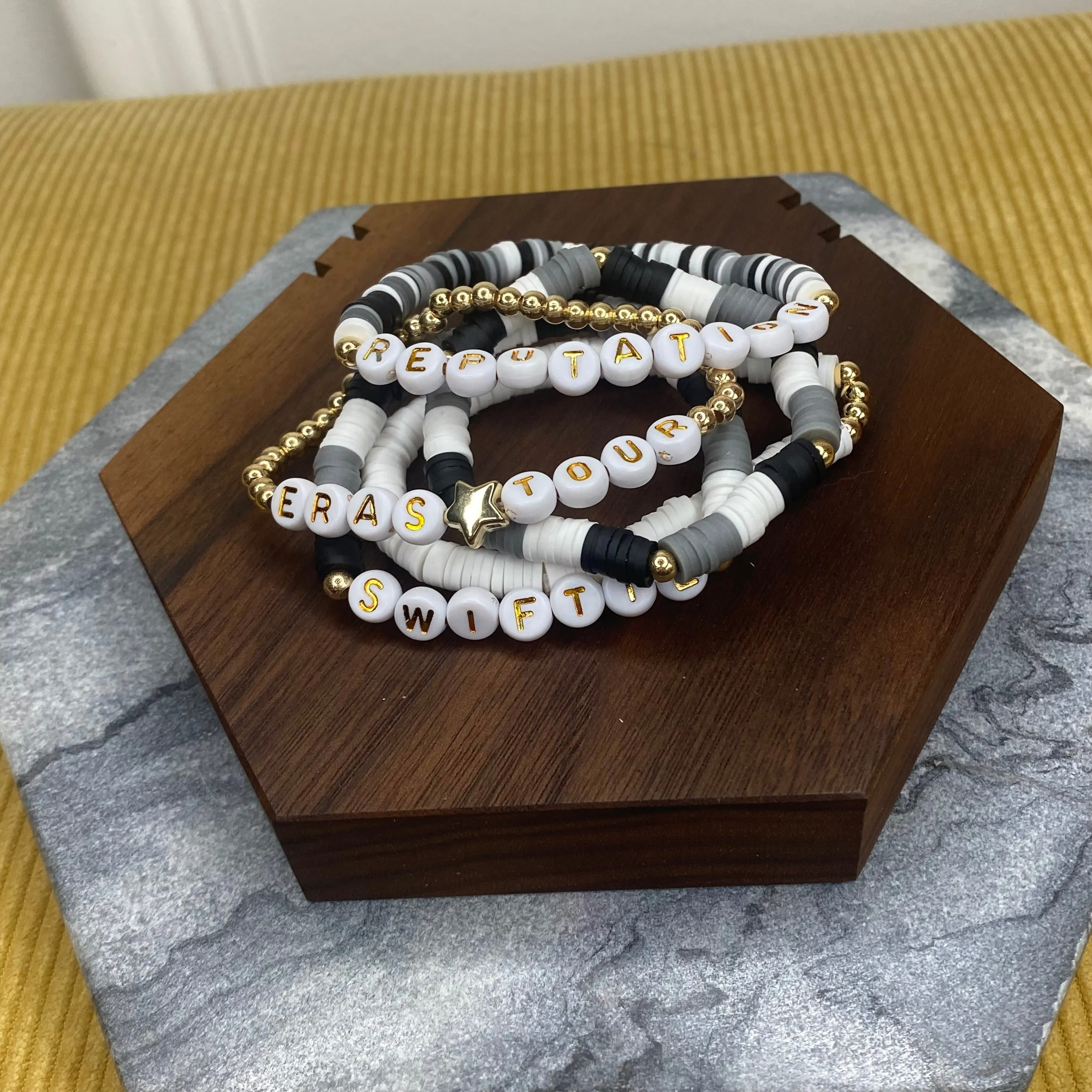 Bracelet - Friendship Bracelets - Reputation