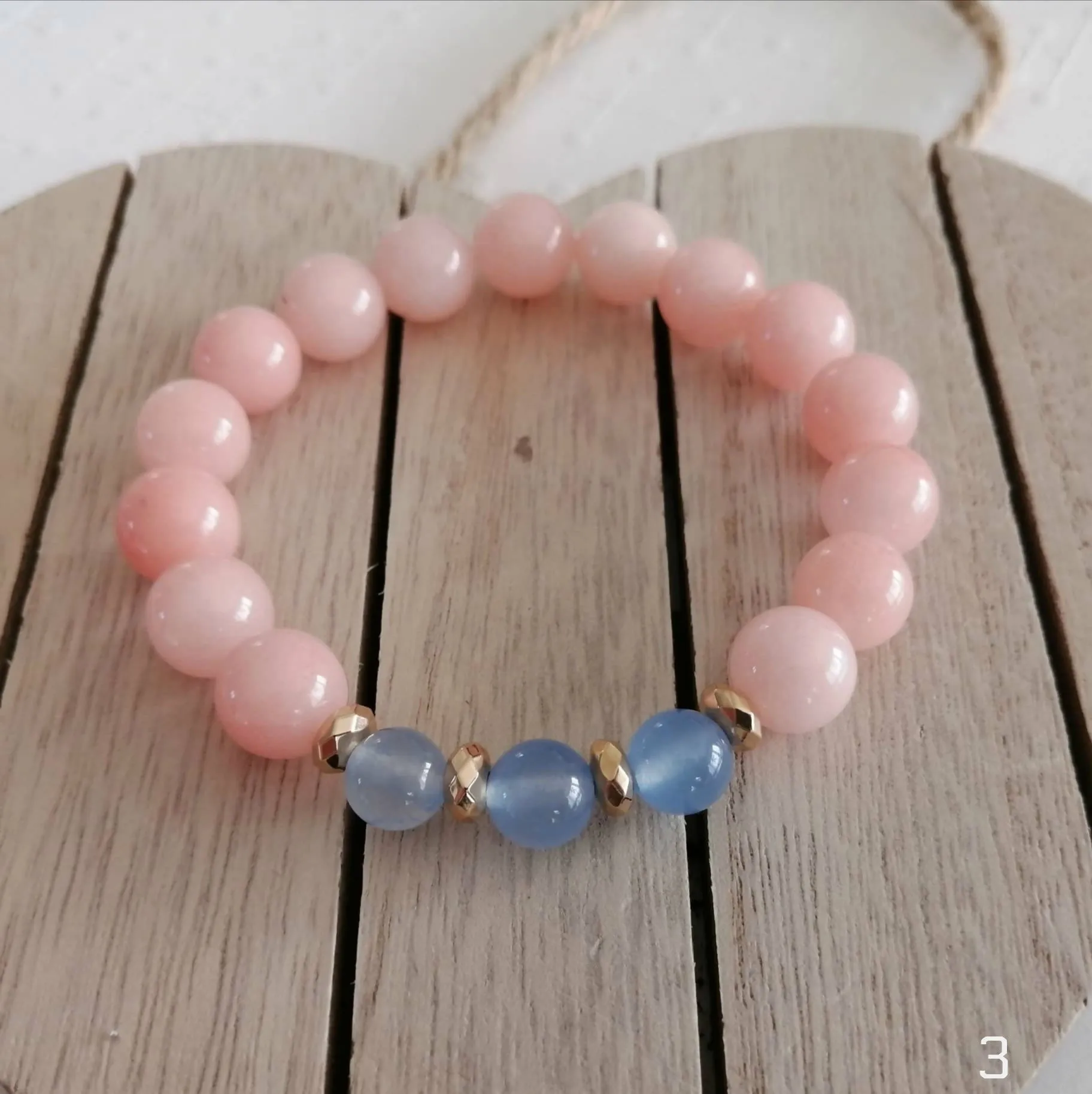 Bracelets de pierres fines