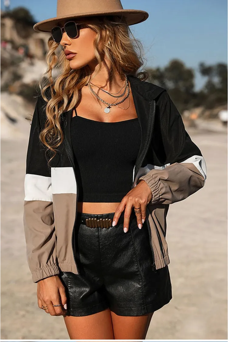 Color blocked windbreaker