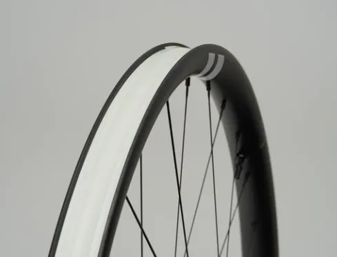 CURVE Dirt Hoops 650b carbon - Wider 40 / 12x100 / 12x142 DT 350 - XD