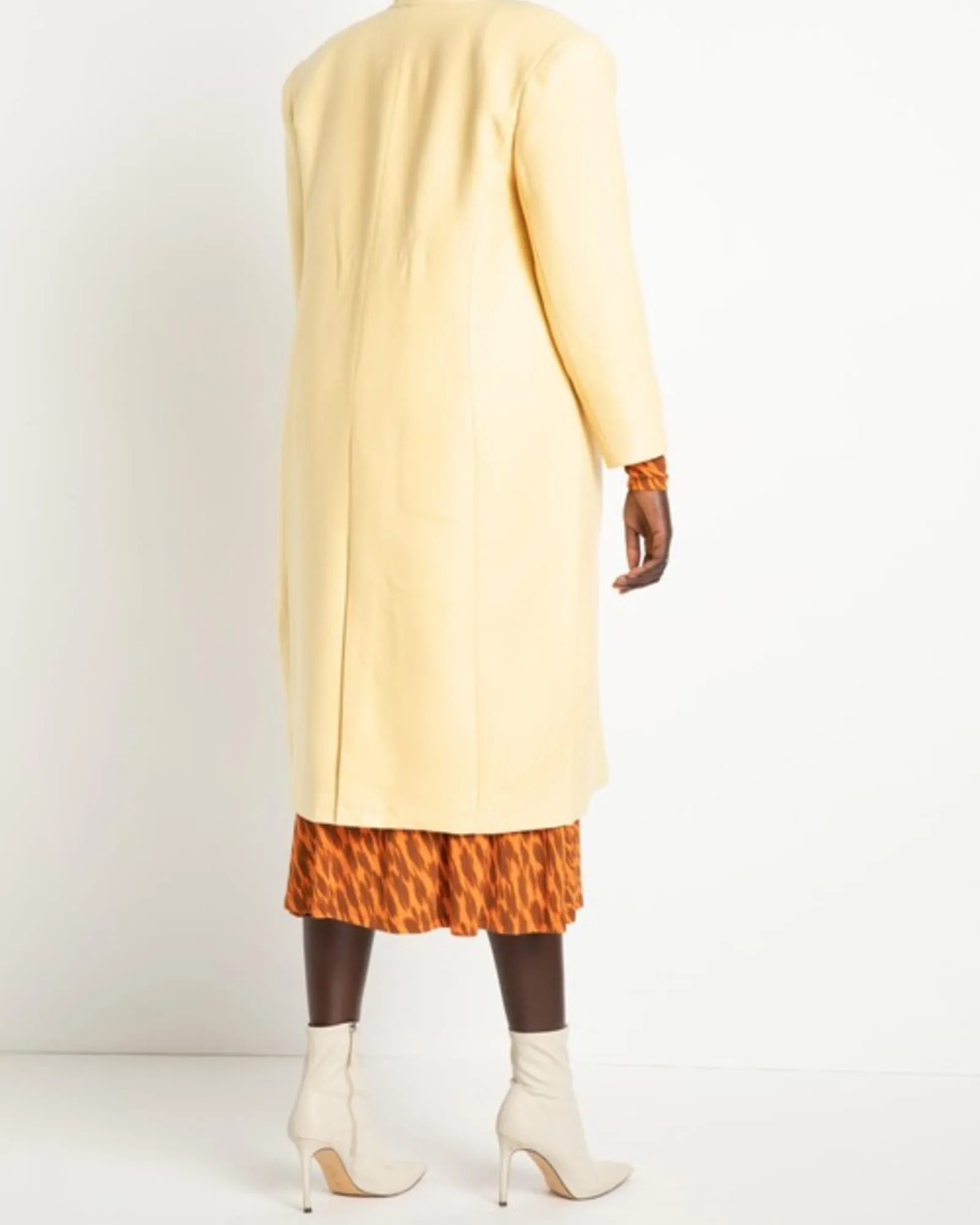 Delphi Strong Shoulder Coat | Sunlight