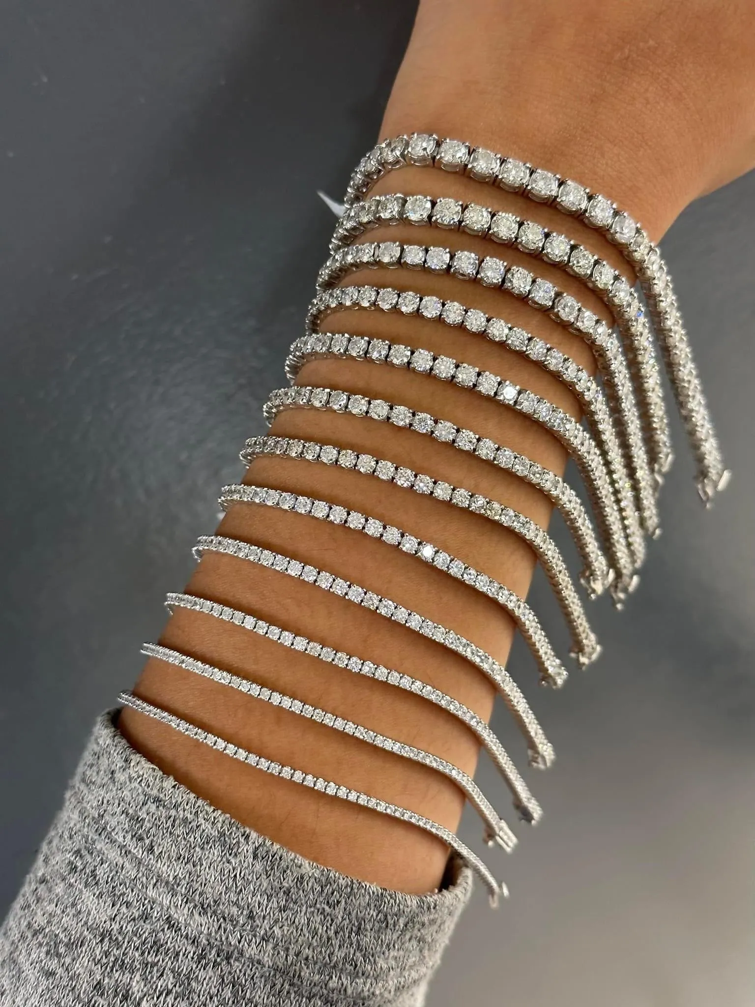 Earth Mined Diamond Tennis Bracelet