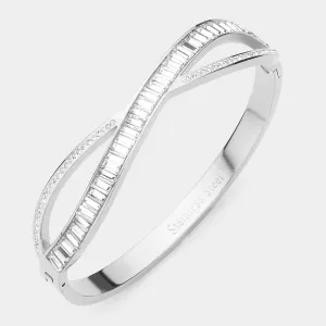 Emerald and Round Cut Stone Infinity Hinged Bracelet on Silver | 645643