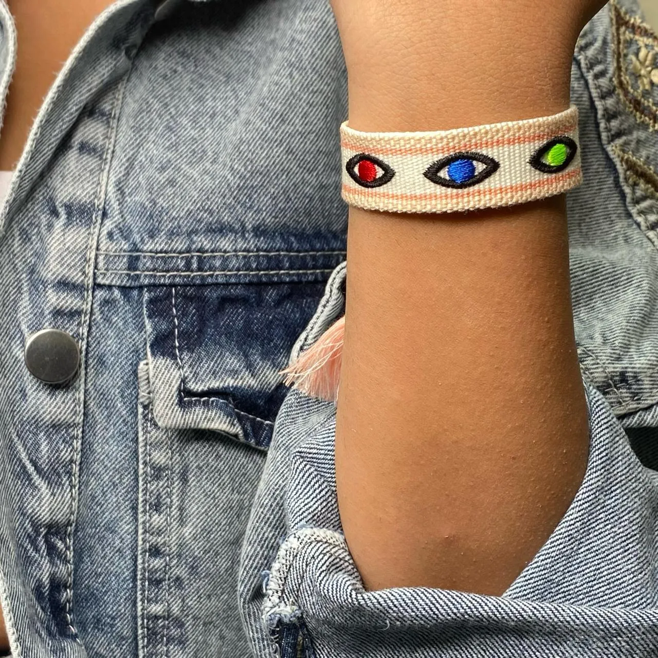 Eye Design Friendship Bracelet