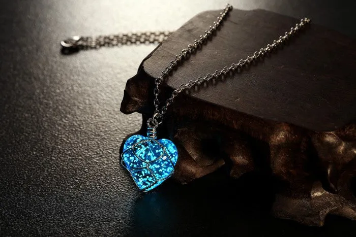 Glow In The Dark Crystal Heart Charm Pendant Necklace