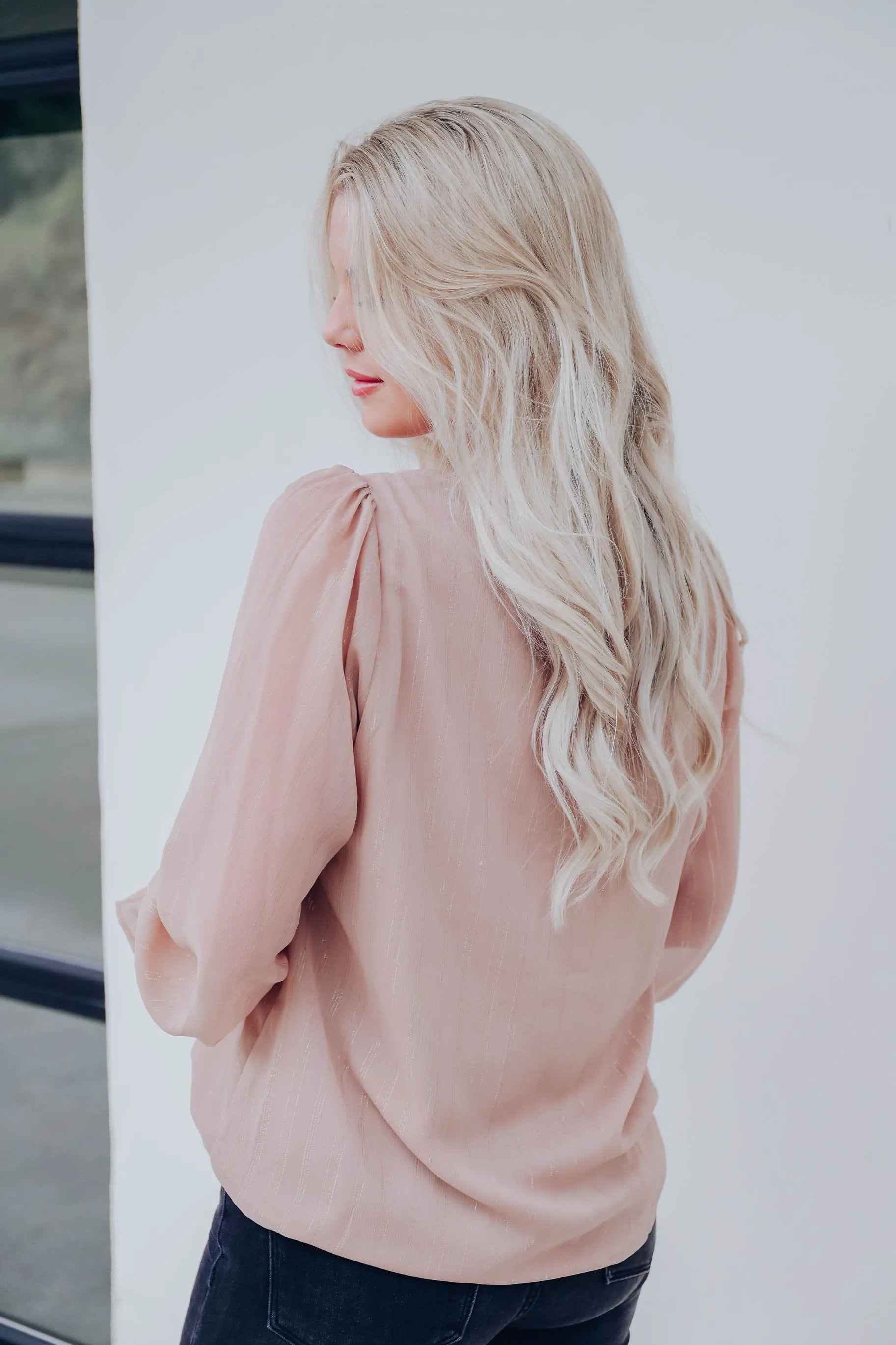 Got to Go Pearl Top - Taupe