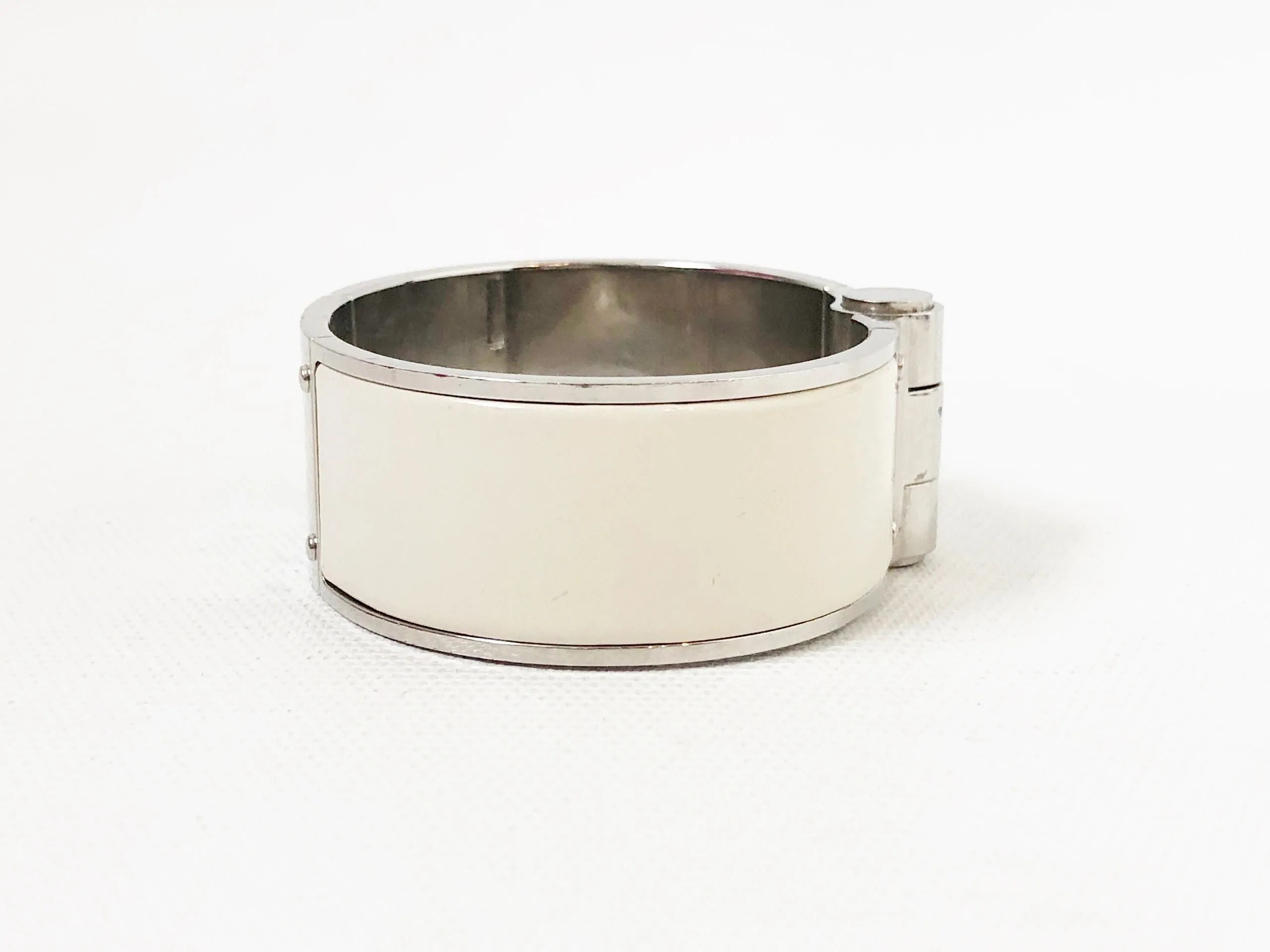 Hermès Enamel Hinged Bracelet