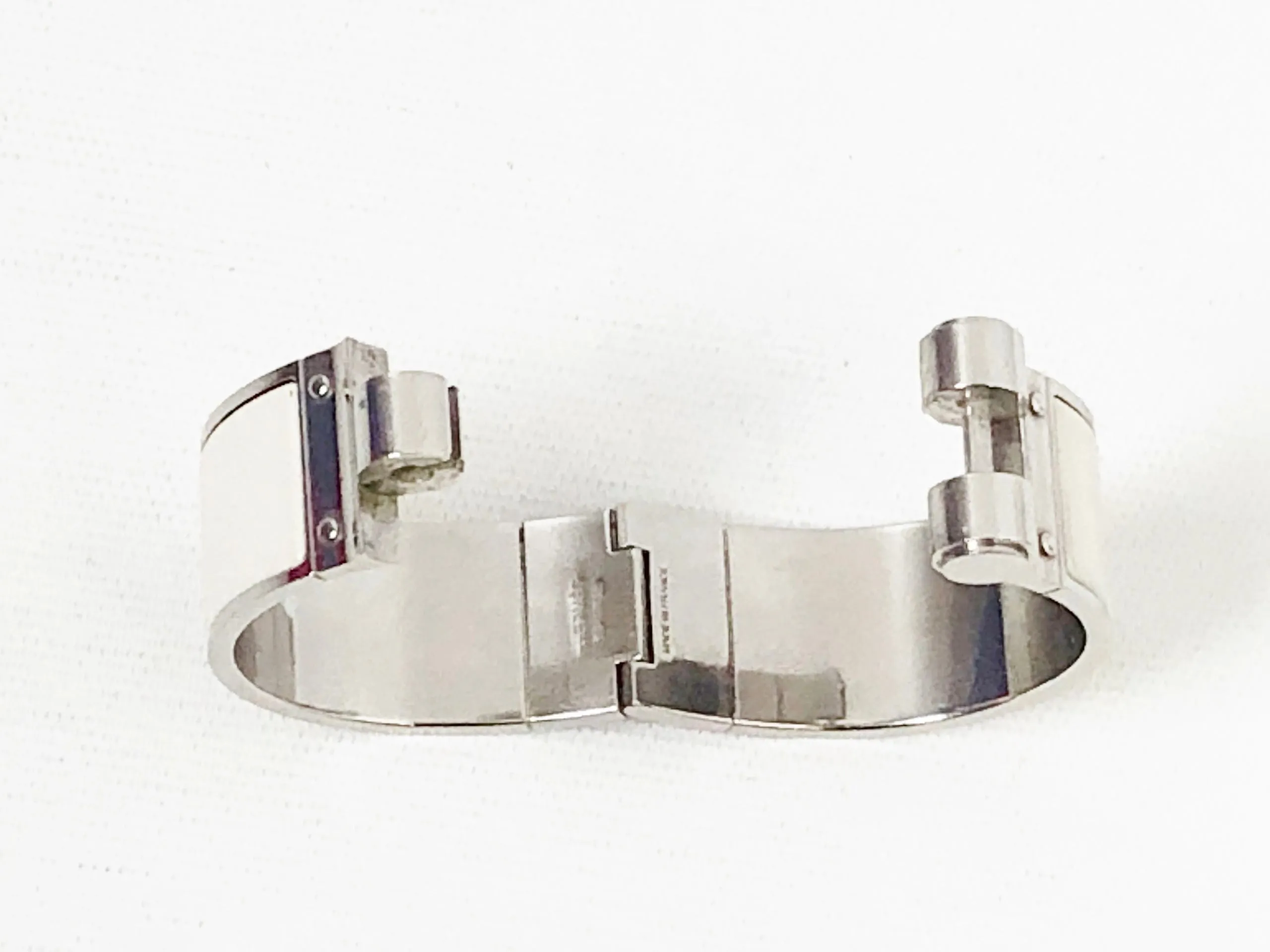 Hermès Enamel Hinged Bracelet