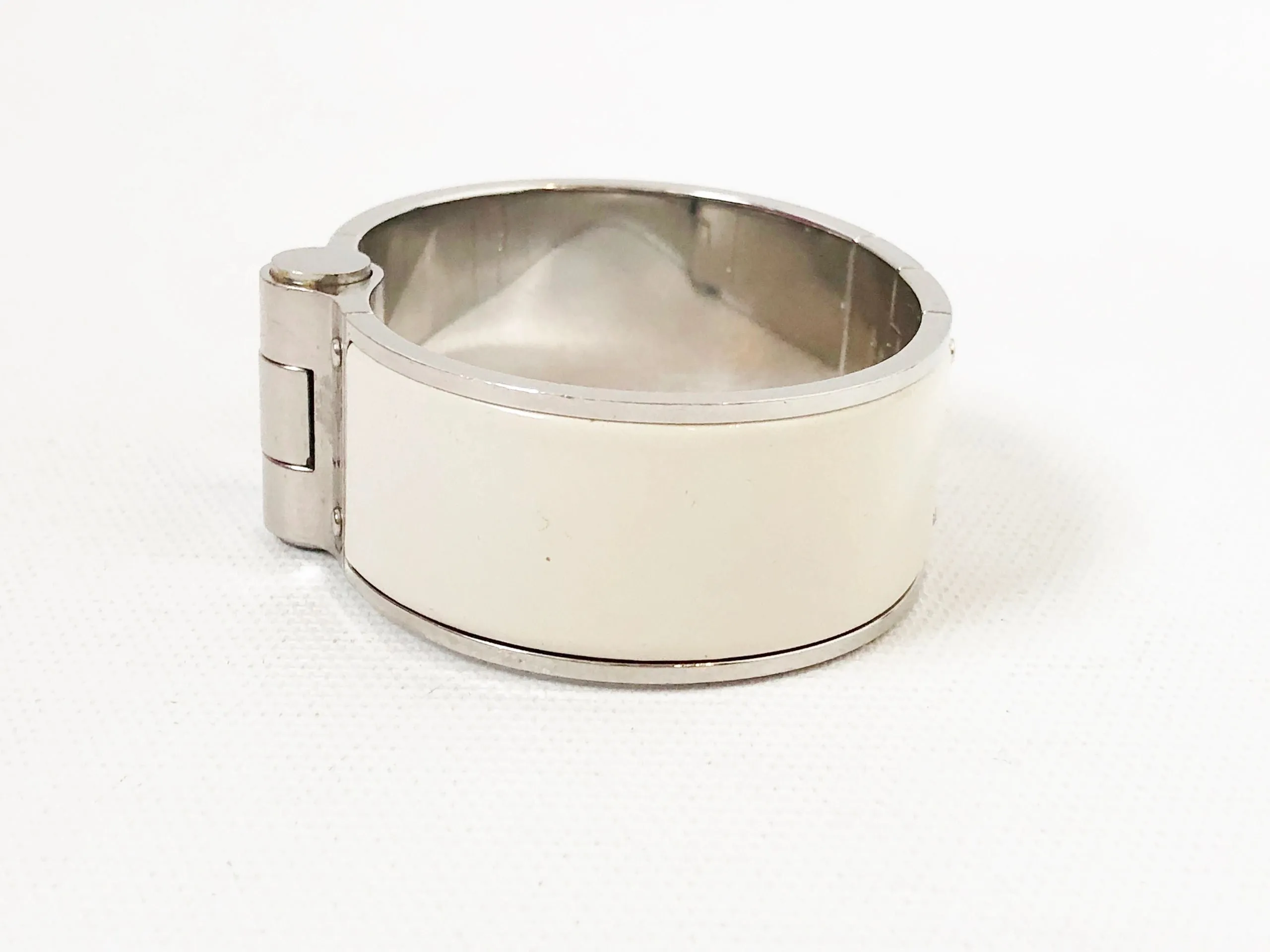 Hermès Enamel Hinged Bracelet