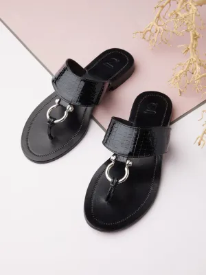 HORSE SHOE THONGS
