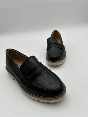 Journee Collection KENLY Black Croc Print Faux Leather Penny Loafer Women 6 - Like New