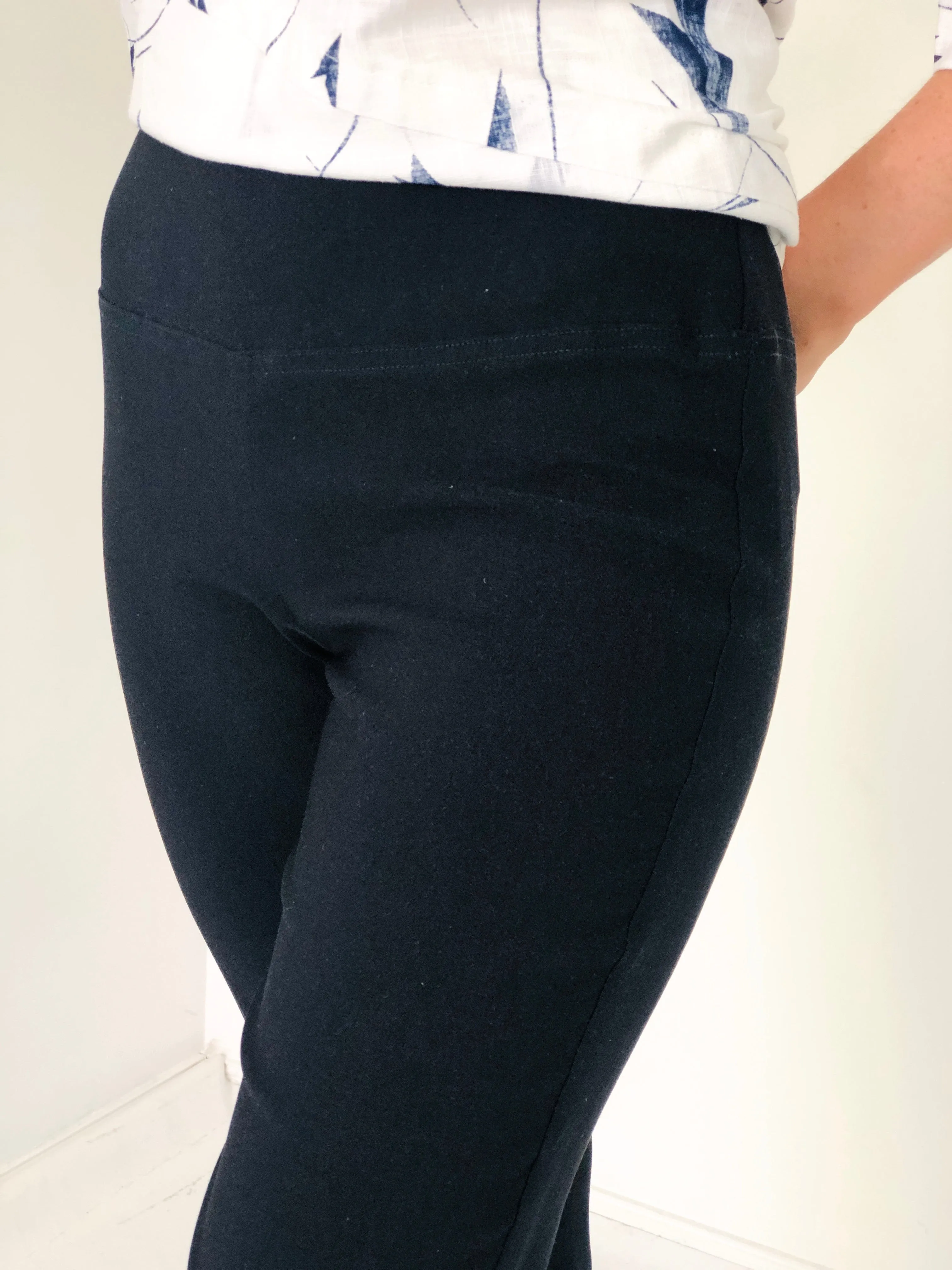 Kylie Navy Stretch Pants