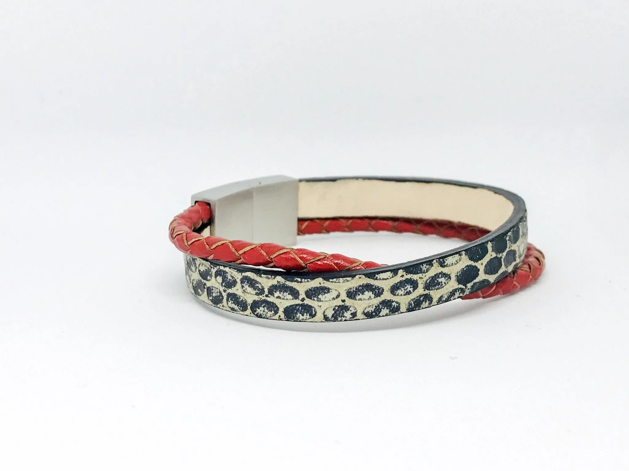 Leather bracelet