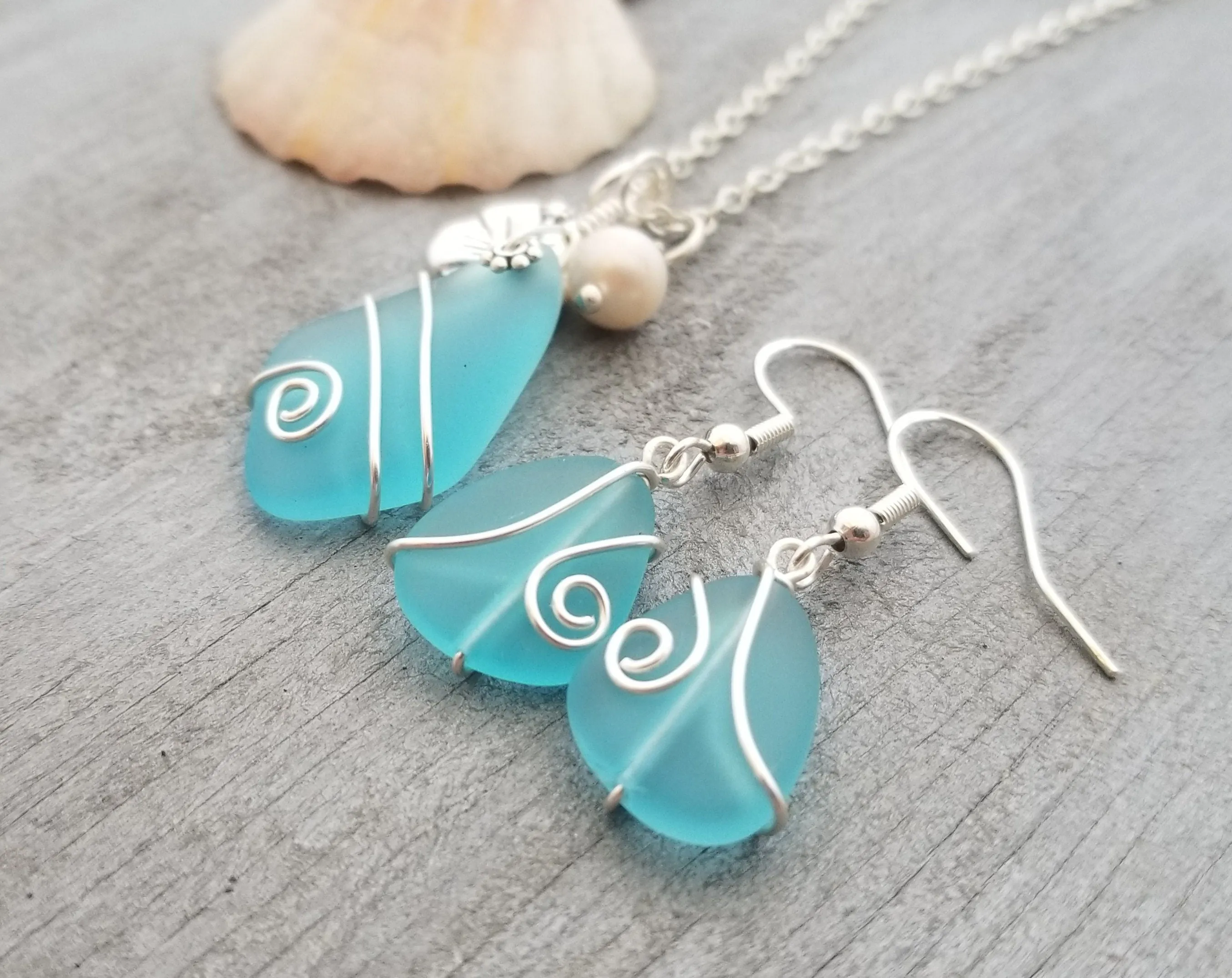 Made in Hawaii, Wire wrapped blue sea glass necklace   earrings jewelry set, Hibiscus charm and Natural Pearl, Birthday Gifts