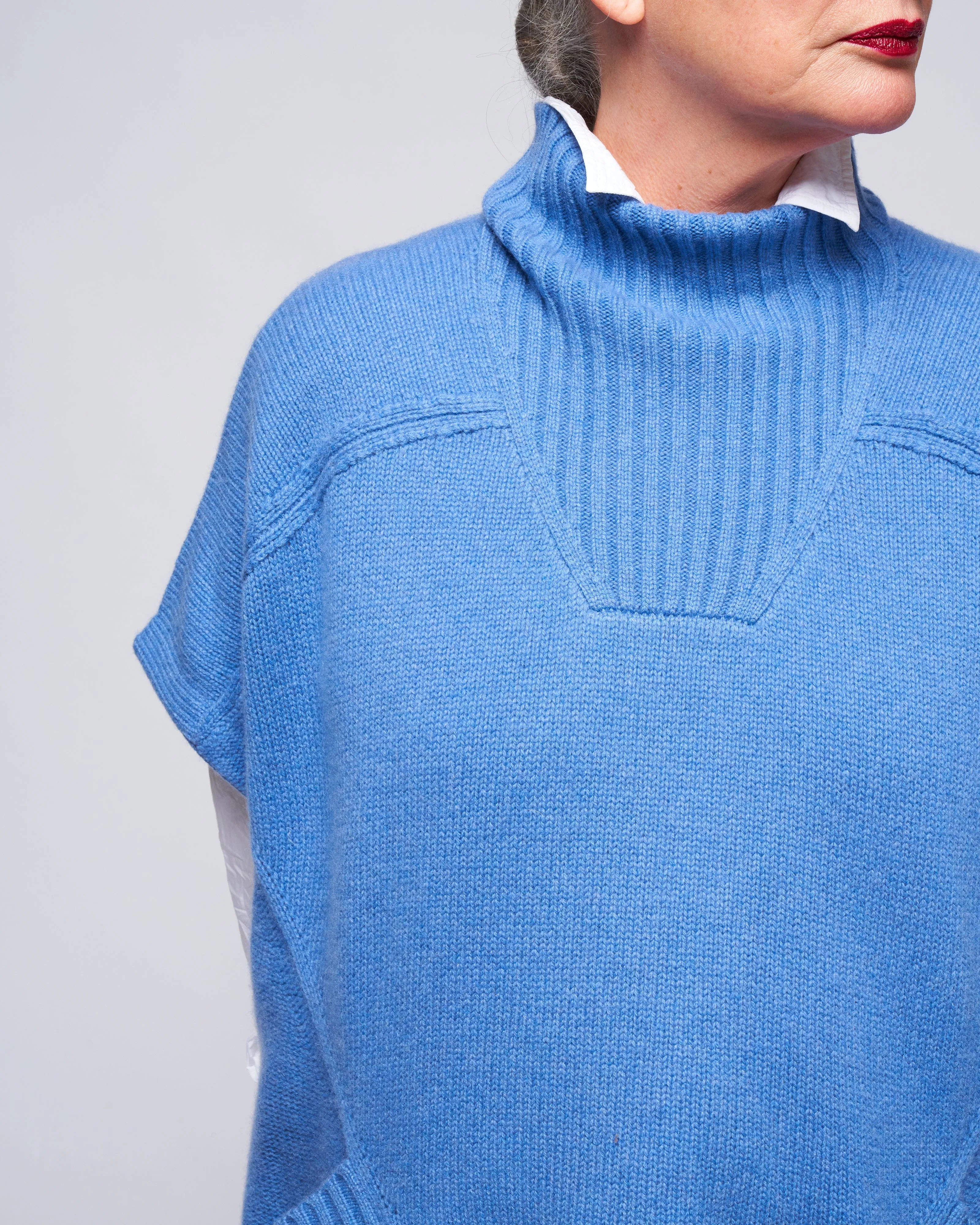 mea poncho - sky blue