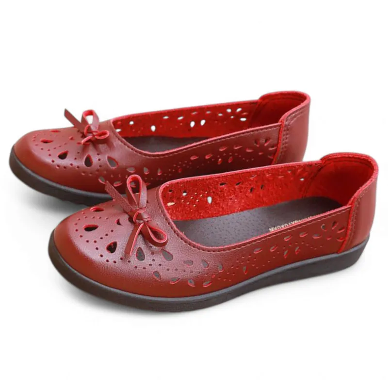 Merendy Semplicità Round Toe Slip-On Leather Black Ballerina Shoes with Burgundy Ballet Flats