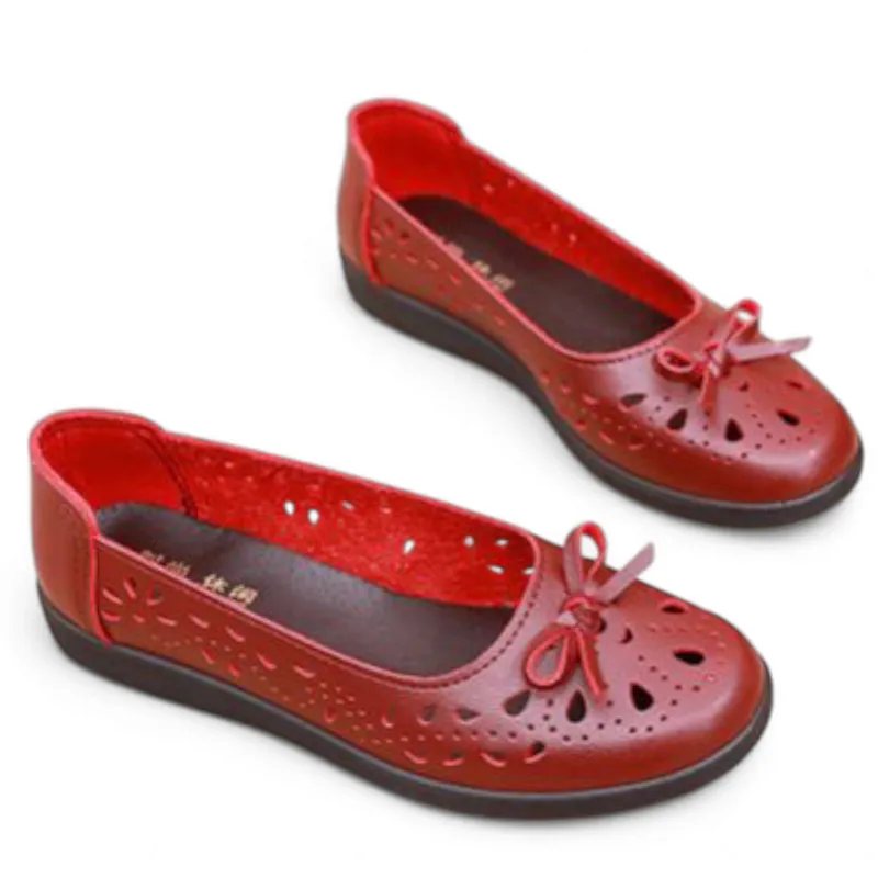 Merendy Semplicità Round Toe Slip-On Leather Black Ballerina Shoes with Burgundy Ballet Flats