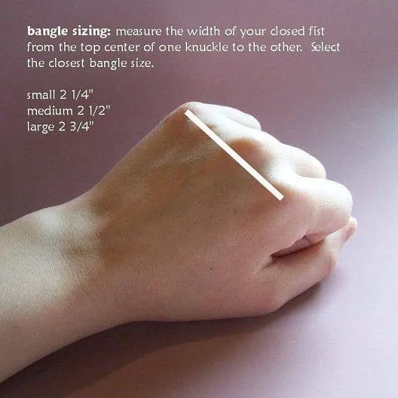 Modern Elegance Hand-Made Double Pearl 2mm Hammered Bangle Bracelet - 0232