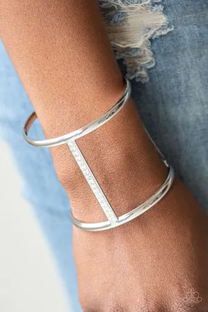 Paparazzi - Diamond Deity - White Bracelet