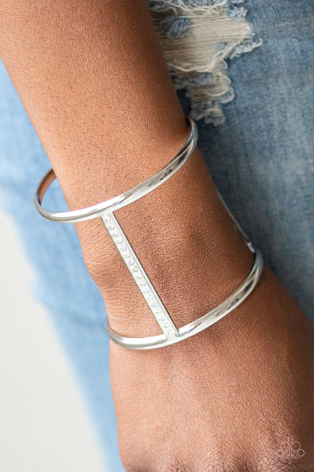 Paparazzi - Diamond Deity - White Bracelet