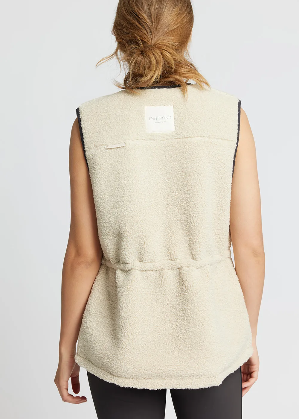 Reversible Fuzzy Gilet Laksa - sandshell