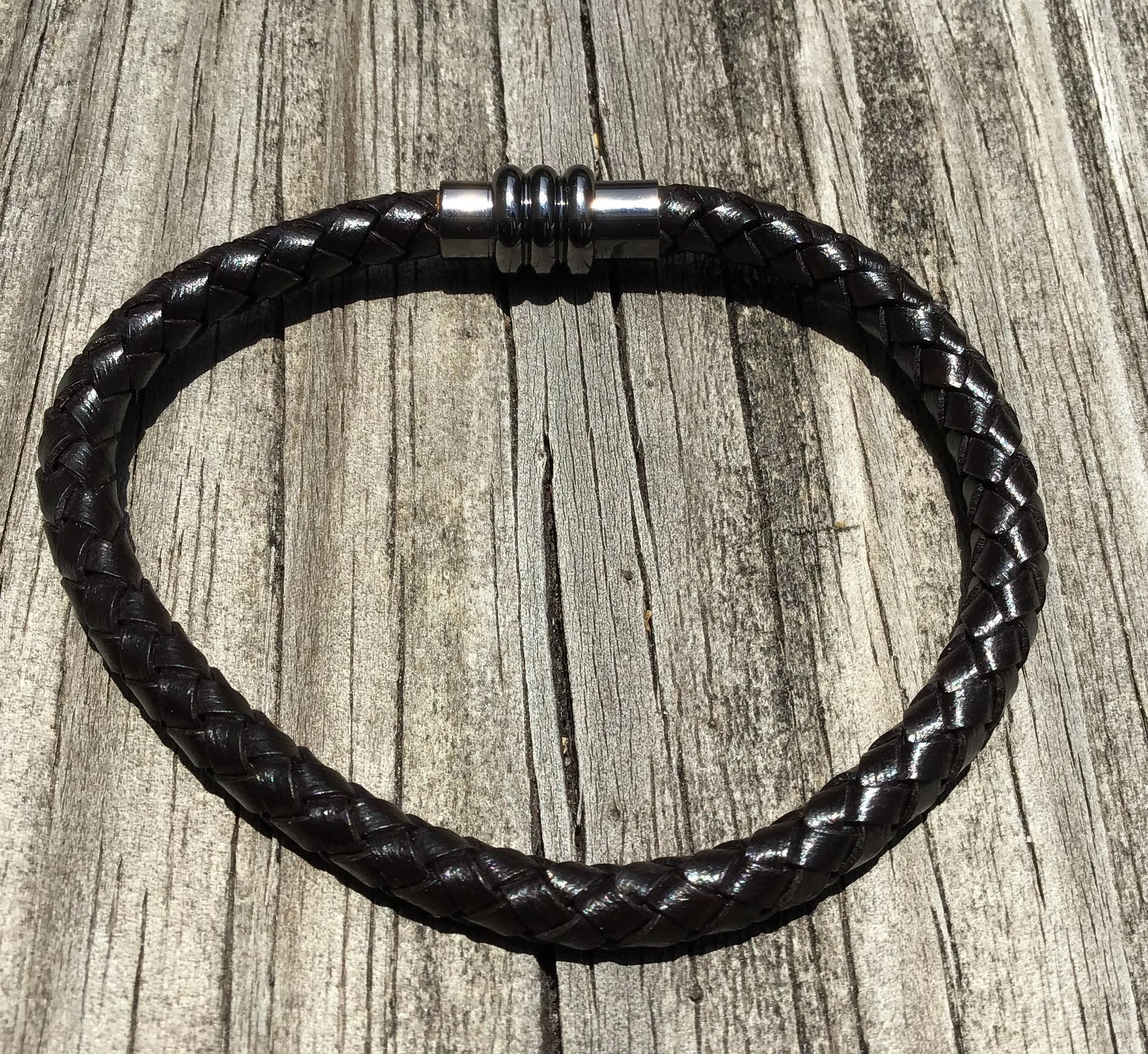 Roped Leather Magnetic Clasp