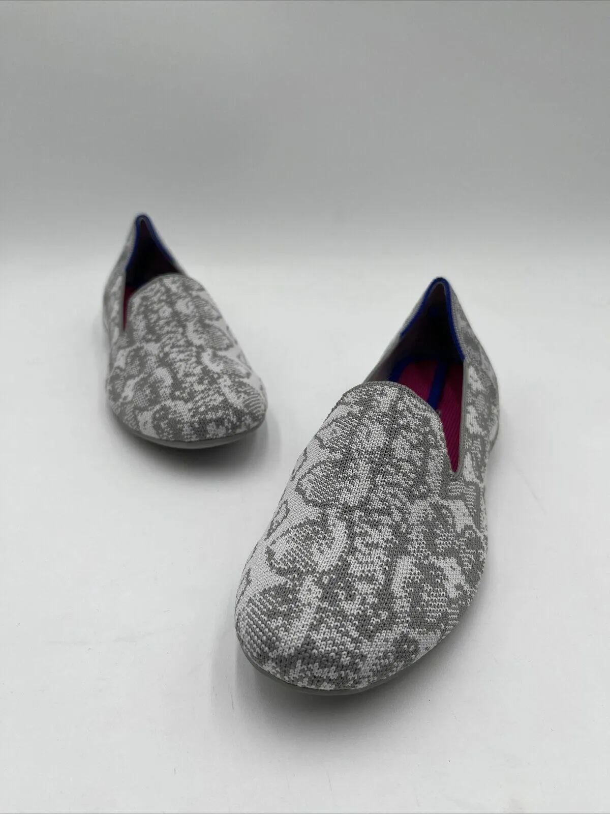 Rothy’s Loafer Flat Gray Python Print Knit Round Toe Flats Women’s Size 7.5 - Very Good