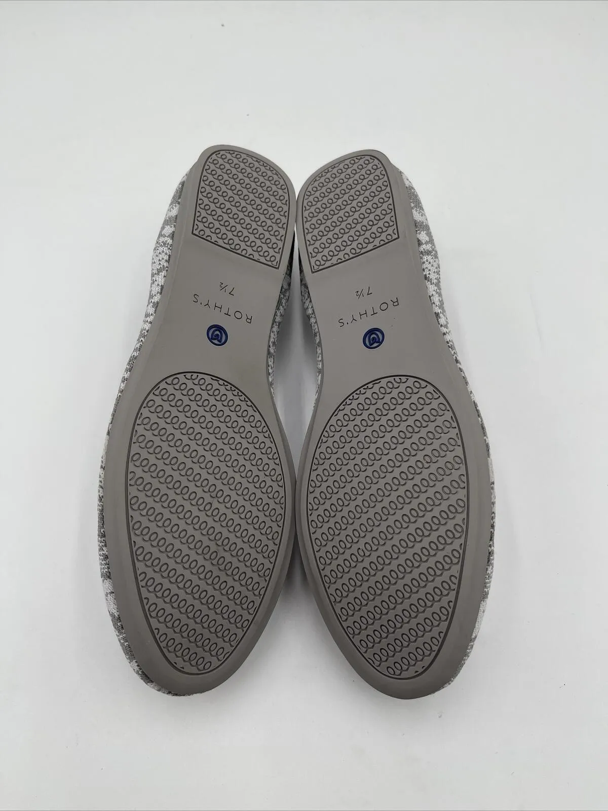 Rothy’s Loafer Flat Gray Python Print Knit Round Toe Flats Women’s Size 7.5 - Very Good