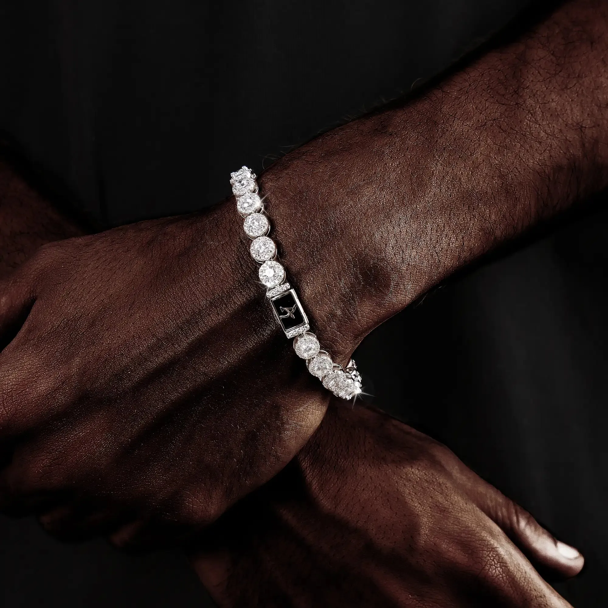 Round Cut Clustered Tennis Bracelet - 7mm
