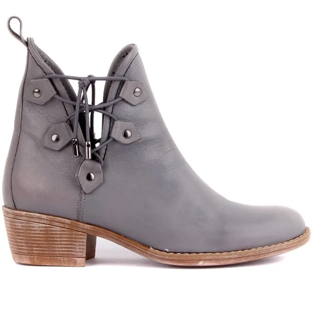 Sail-Lakers Genuine Leather Boots Women Spring Summer Female Ankle Boots Ladies Casual Shoes Retro Breathable Slip on Low Heel Cute Booties Size 36-40 zapatos de mujer туфли женские