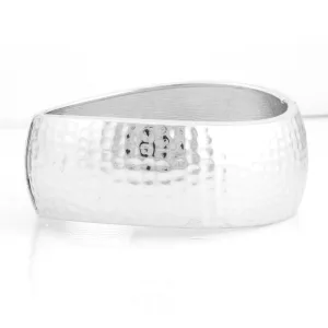 SILVER CAREY HAMMERED HINGED BRACELET  #DQ087-11S