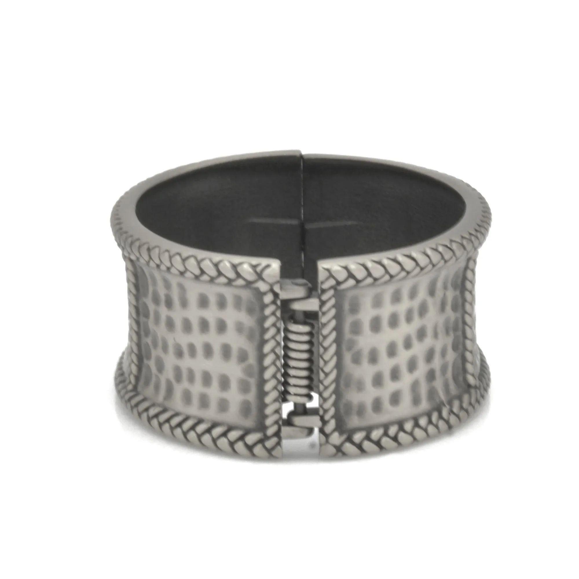 SILVER OXIDIZED MATTE FINISHED HAMMERED HINGED BRACELET #FW-B9081S