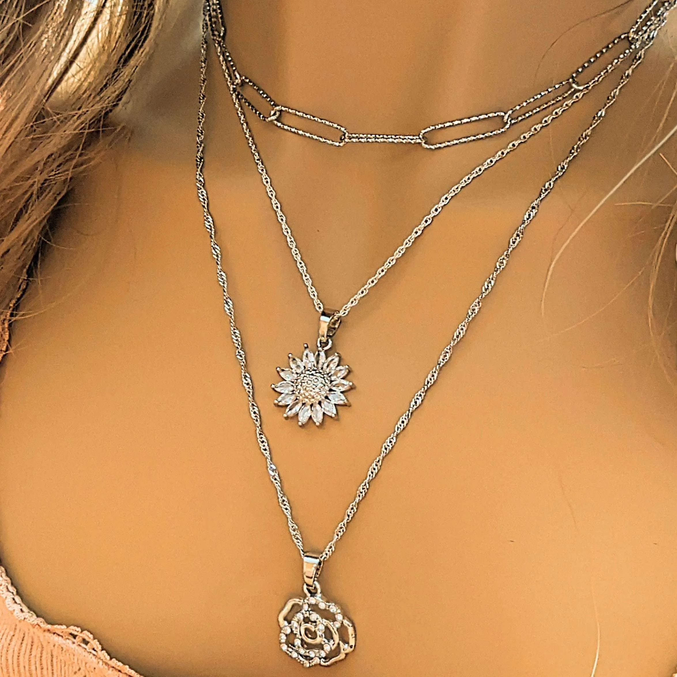 Silver Sunflower Layered Necklace Set