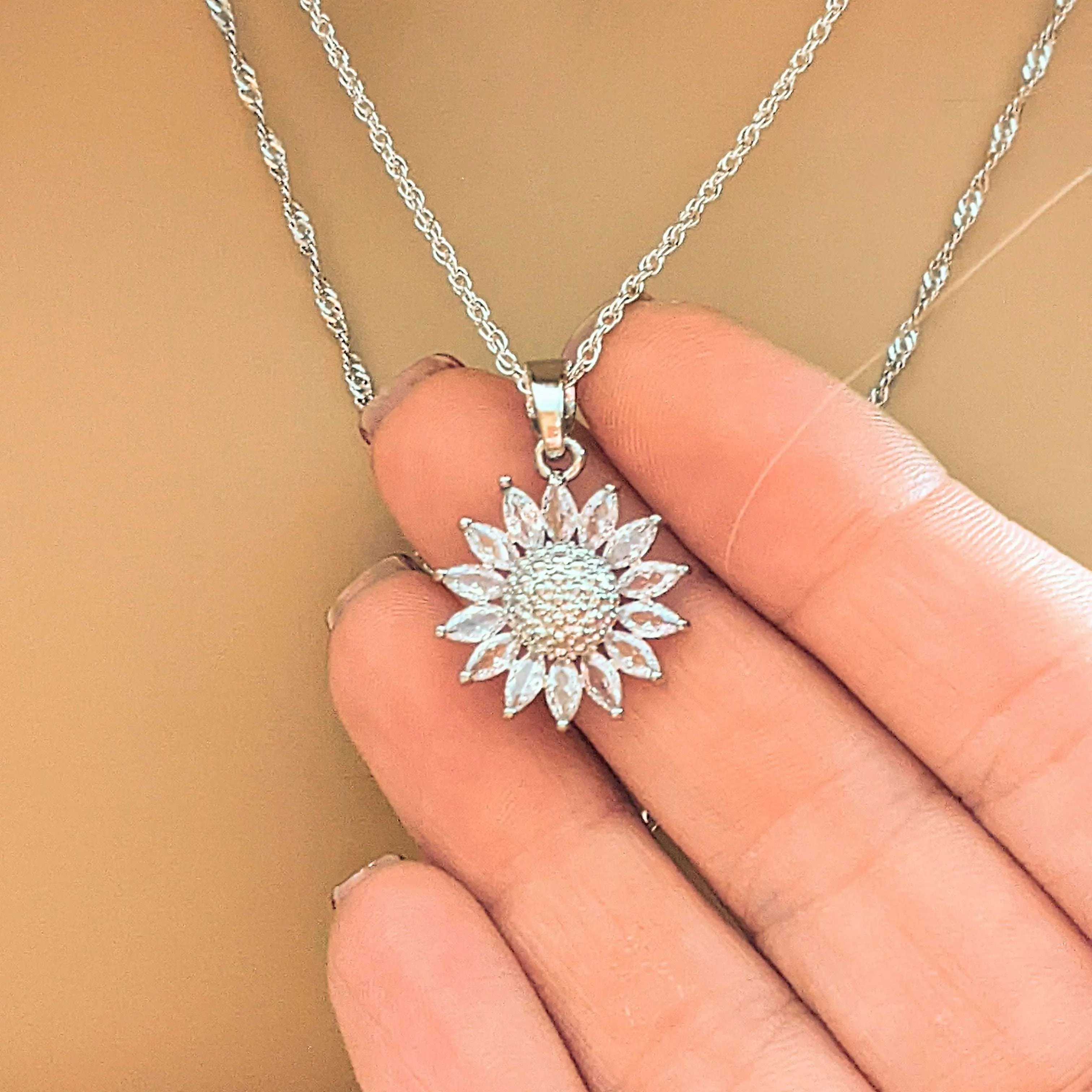 Silver Sunflower Layered Necklace Set
