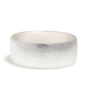 SILVER TEXTURE OVAL HINGED  BRACELET #FW-BDB16651S (14th Fl old office)