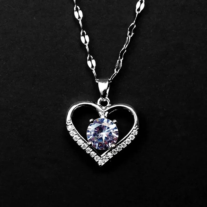 Stainless Steel Heart Pendant Necklace - Golden Lips Chain