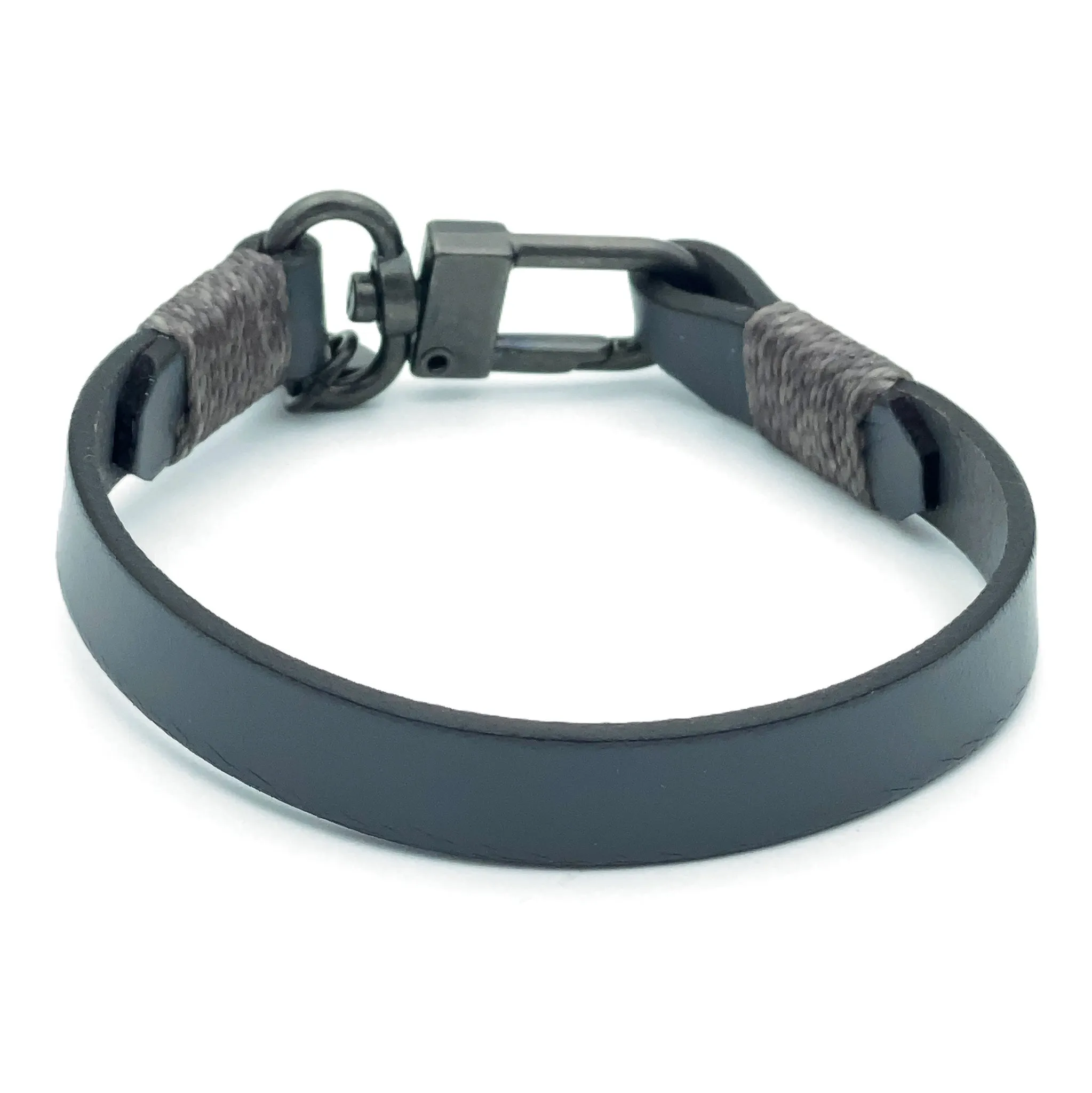 The Clean Leather Bracelet