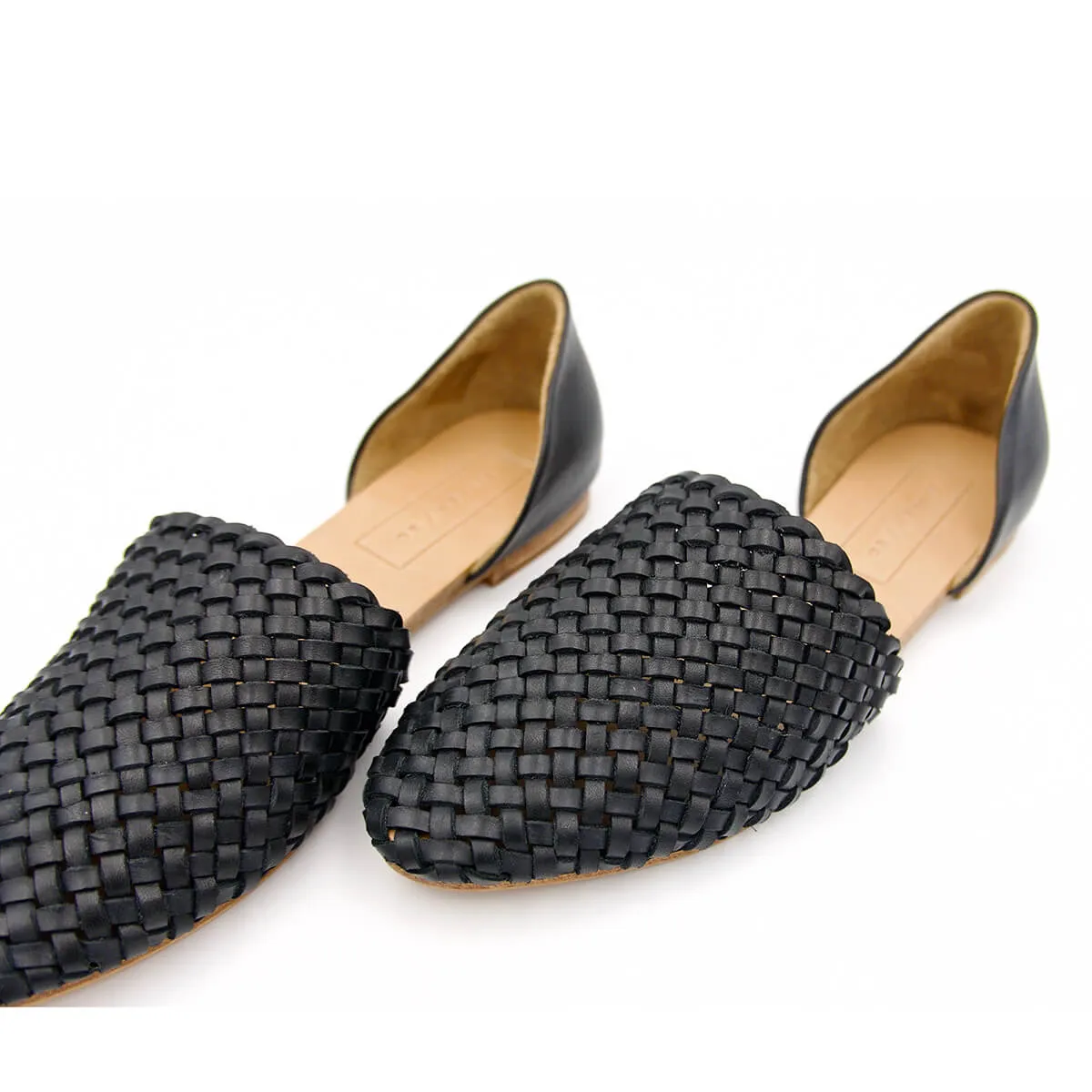 The Woven Flat [Black]