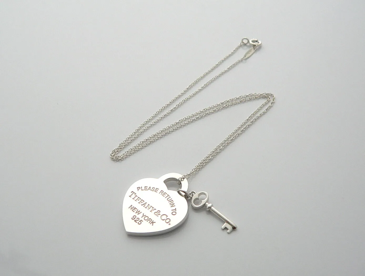 Tiffany Co Silver Return to Tiffany Heart Key Necklace Pendant Charm Gift Love