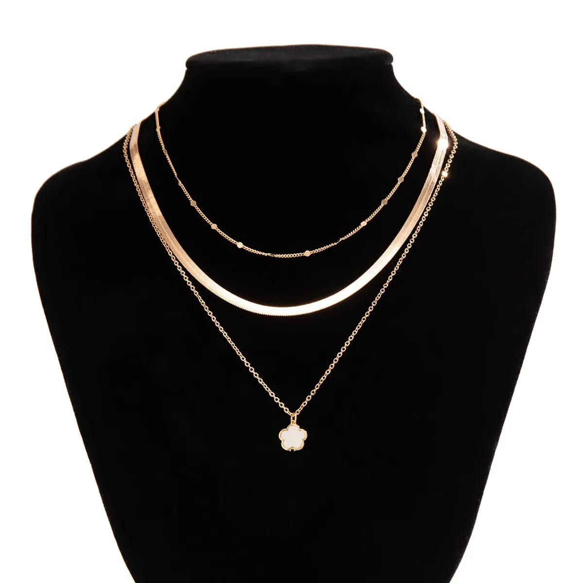 Trendy Layered Five-Pedal Flower Pendant Snake Chain Necklace Set
