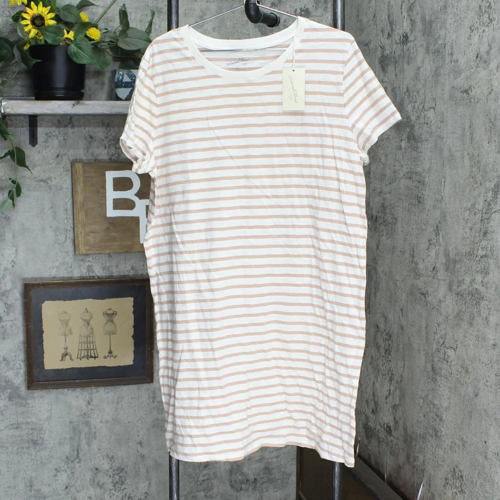 Universal Thread Women's Short Sleeve Tie-Dye T-Shirt Dress 562104-1