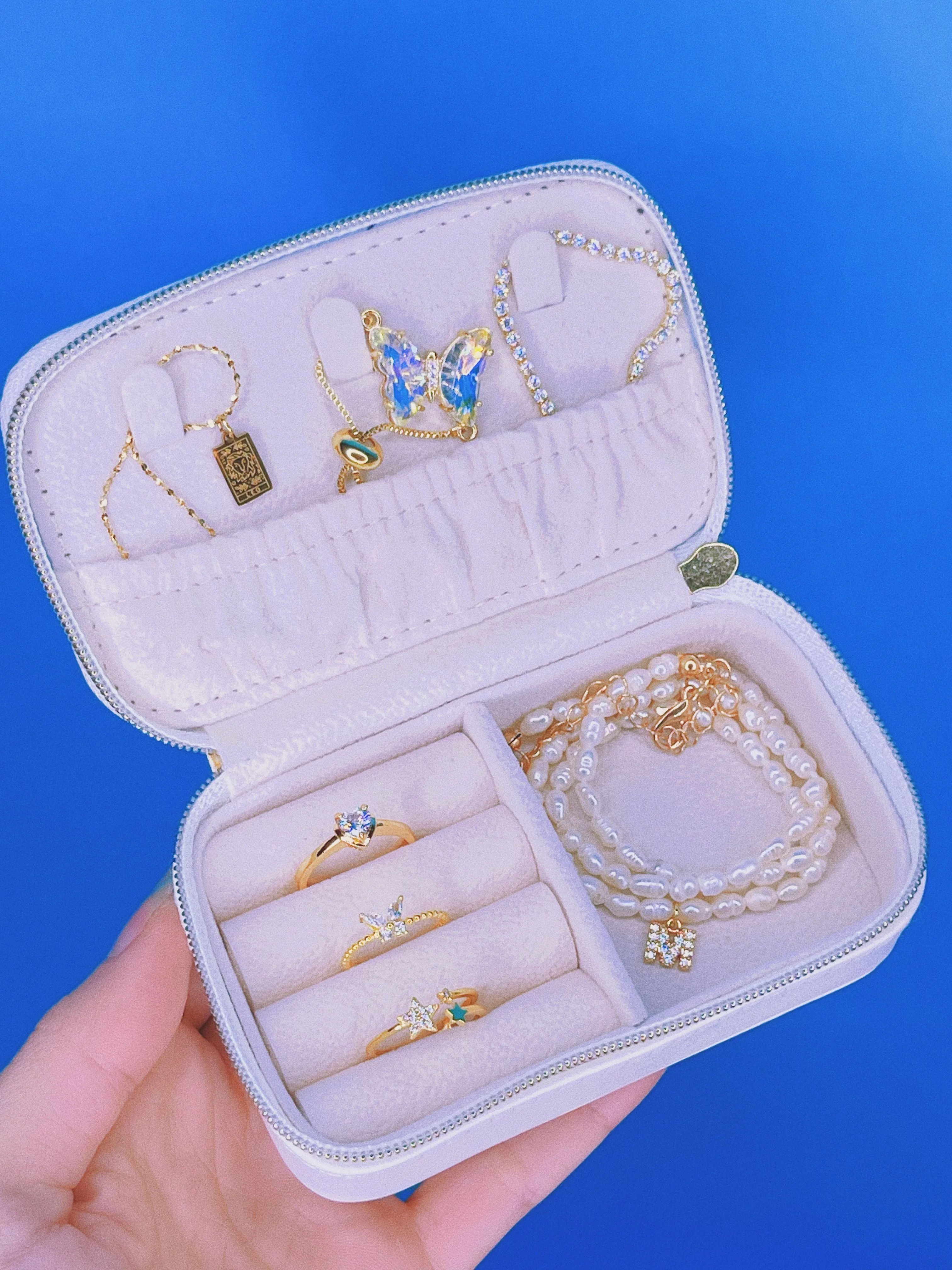 White Leather Zip Jewelry Case