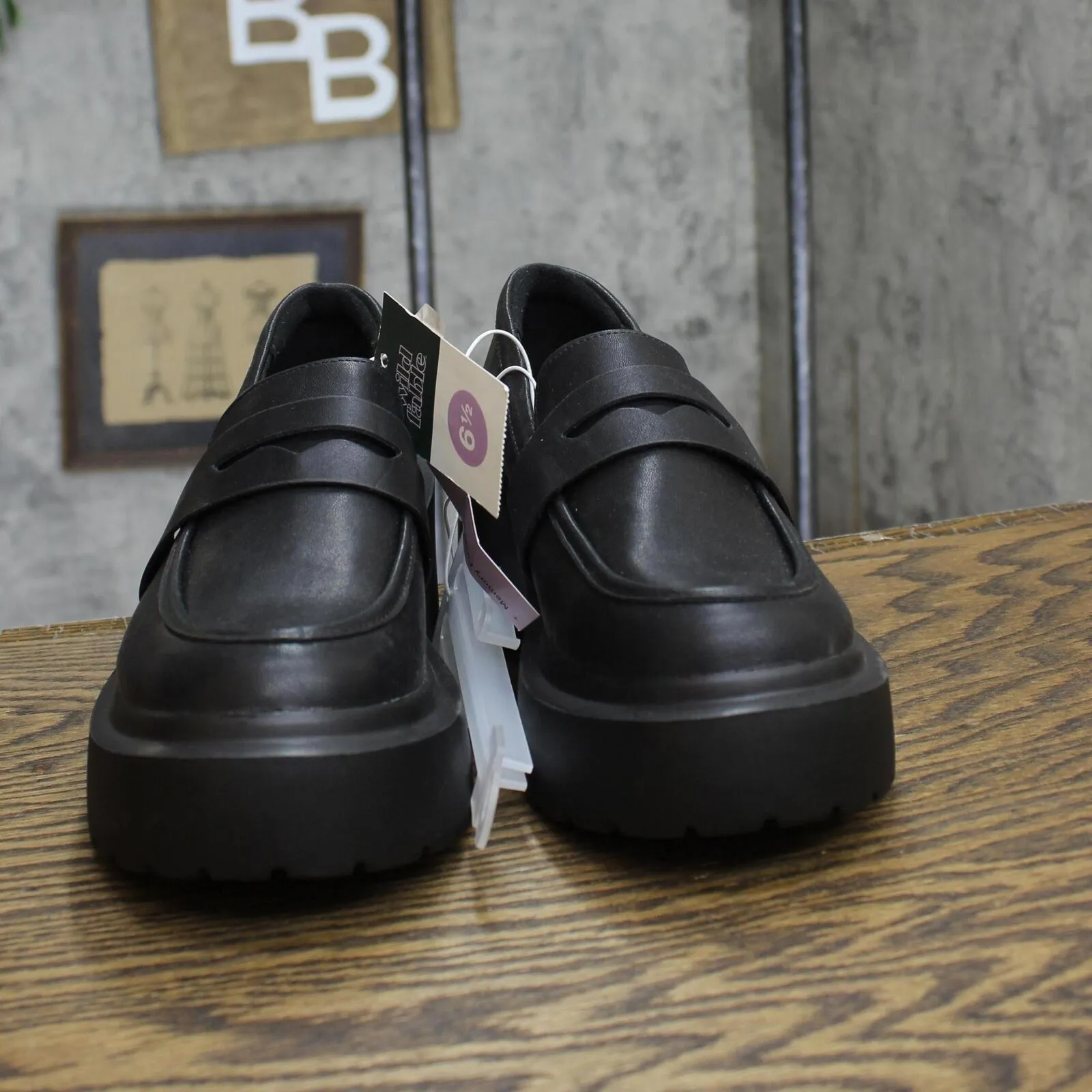 Wild Fable Womens Lacey Loafer Flats with Memory Foam Insole 87930097 Black 6.5M